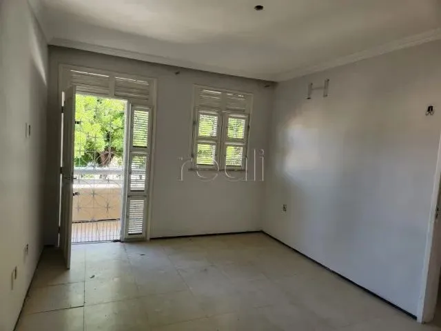 Imagem 3: Casa Duplex Solta | Cidade dos Funcionários | 193M² | 05 Quartos