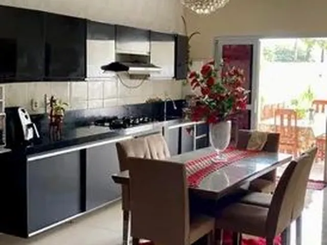 Imagem 6: Casa de Esquina com 3/4 e Piscina