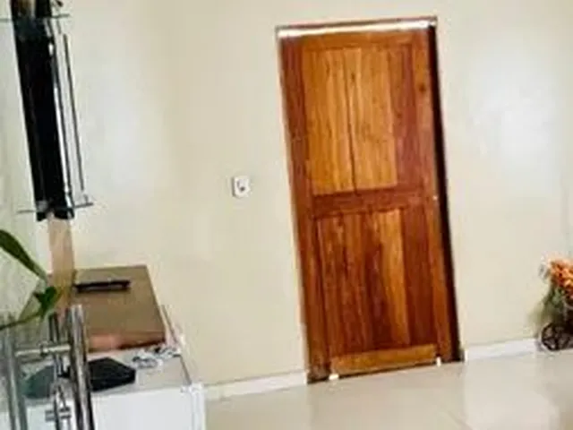 Imagem 3: Casa de Esquina com 3/4 e Piscina