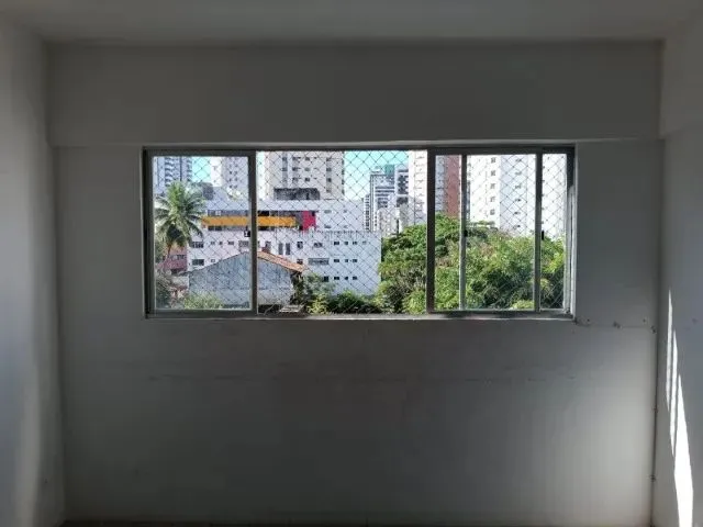 Imagem 1: Apartamento com Dois Quartos Próximo À Praia e Ao Dona Lindu, e Ao Lado do Paranoia Do