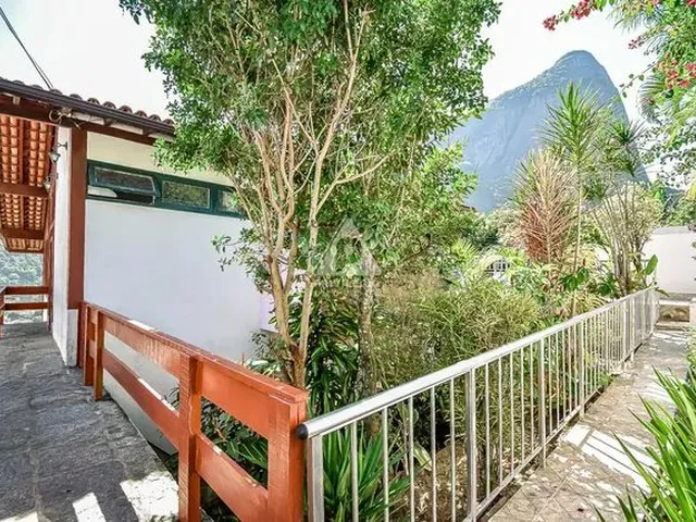 Imagem: Casa em Condomínio À Venda, 2 Quartos