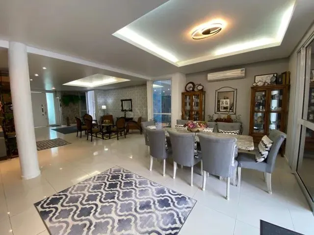 Imagem: Florianópolis - Casa Padrão - santa Mônica