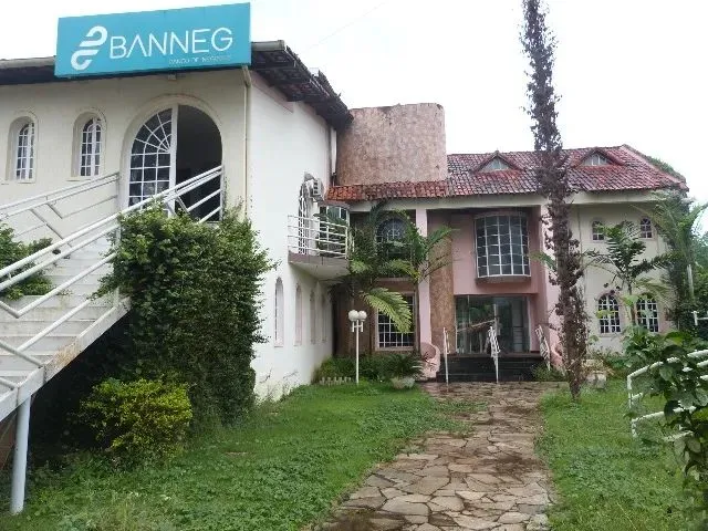 Imagem 1: Excelente Casa no Centro de Formosa - Ideal para Eventos - Lote 3000M²