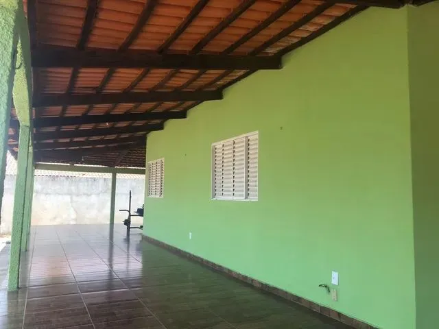 Imagem 3: Casa Grande com Piscina