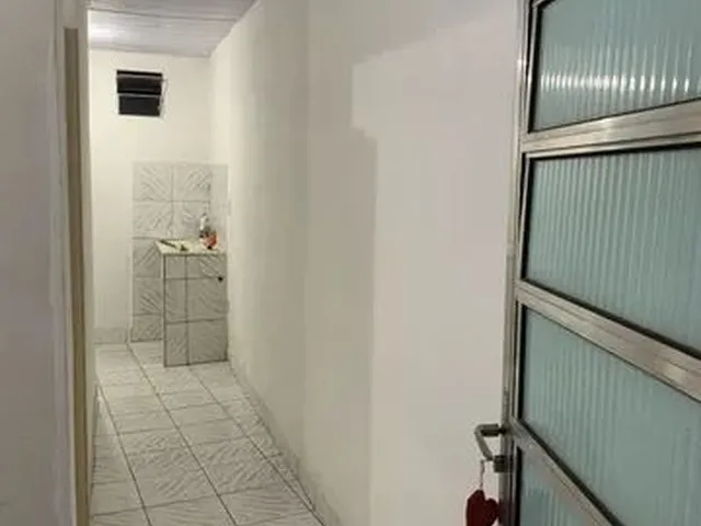 Imagem 1: Aluga-Se Kit Net em Setúbal