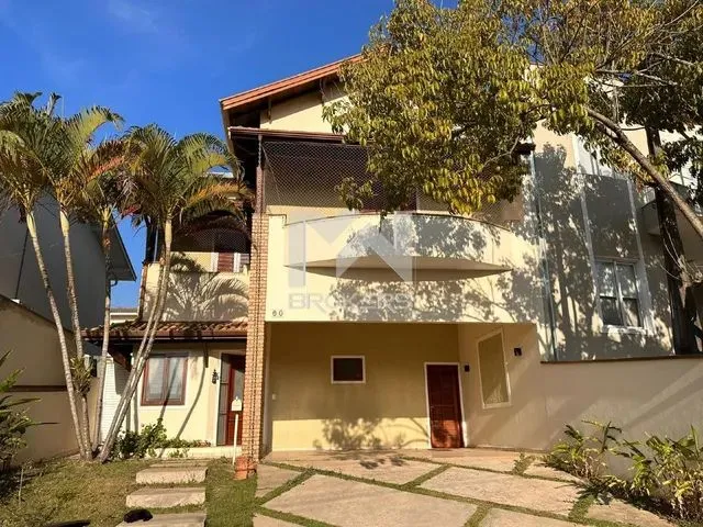 Imagem: Casa com 04 Quartos para Alugar no Grape