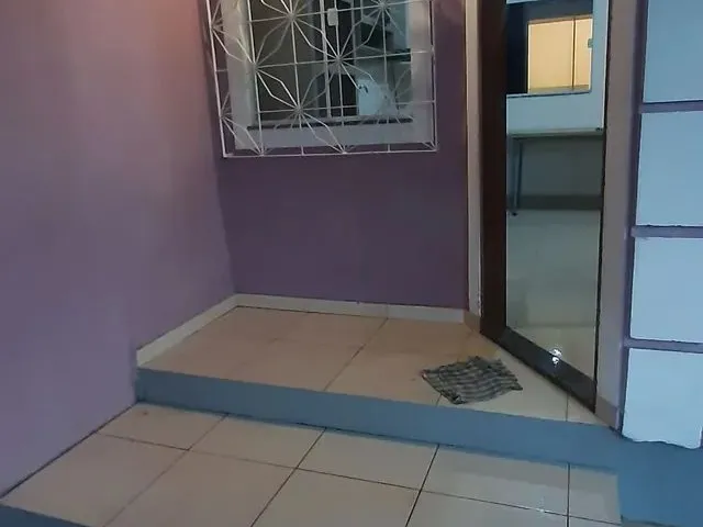 Imagem 4: Casa Ampla Germinada com Sala Comercial