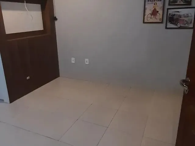 Imagem 3: Casa Ampla Germinada com Sala Comercial