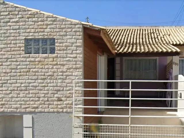 Imagem 2: Casa Ampla Germinada com Sala Comercial
