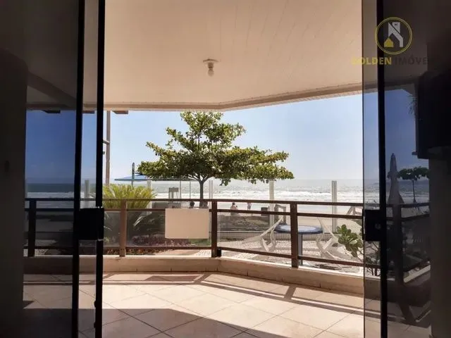 Imagem: Apartamento Térreo em Meia Praia com 4