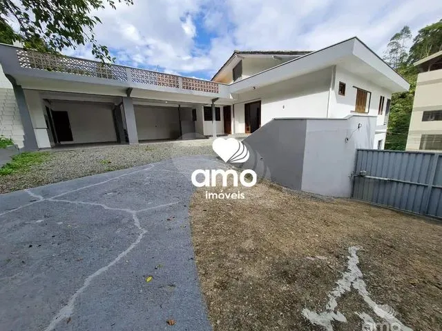 Imagem: Casa para Alugar no Bairro Azambuja em Brusque