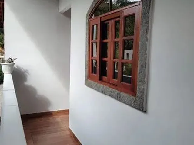 Imagem: Aluga-Se Chalé Centro de Correas