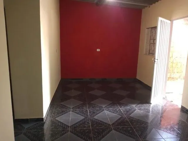 Imagem: Alugo Casa com Kitnet Arapoangas Barato