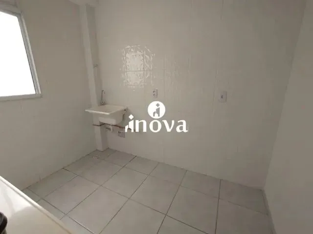 Imagem 11: Apartamento para Aluguel, 2 Quartos, 1 Vaga, Parque dos Buritis - Uberaba/Mg