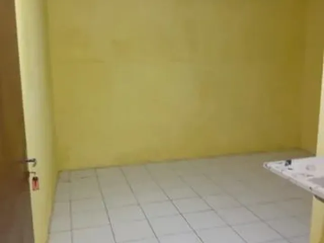 Imagem 7: Casa 1/4 Kitinet com Água e Luz Incluso