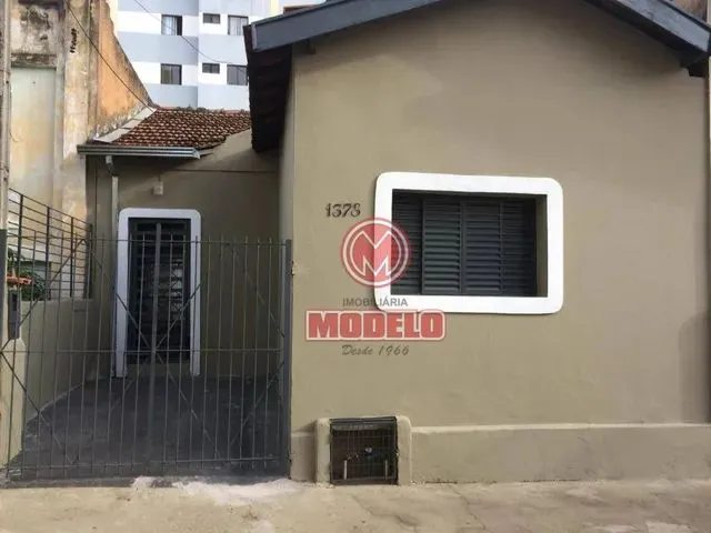 Imagem 1: Casa com 2 Dormitórios para Alugar, 150 M² por R$ 1.000,00/Mês - Centro - Piracicaba/Sp