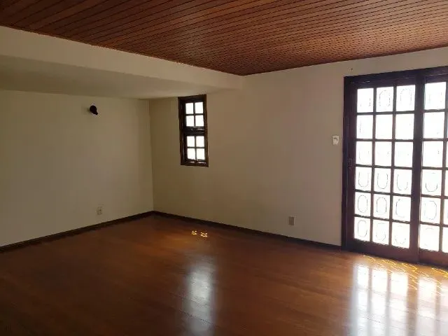 Imagem 3: Sobrado Centro - 4 Dormitórios - Churrasqueira/Forno/Sauna
