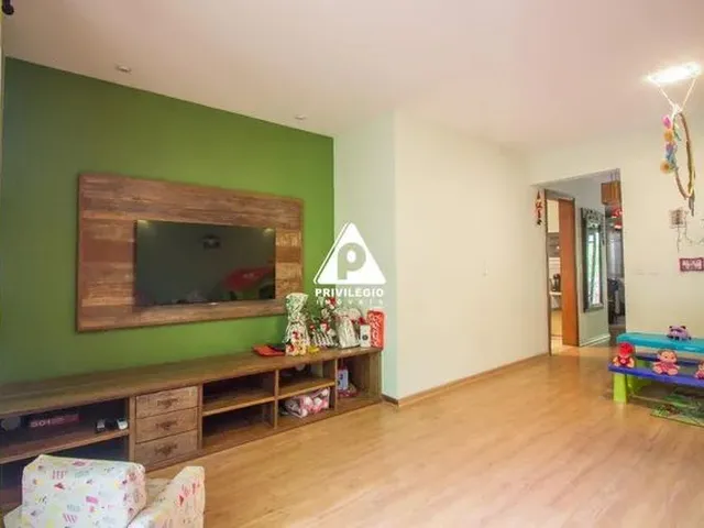 Imagem: Casa em Condomínio À Venda, 3 Quartos