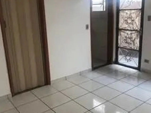 Imagem 3: Alugo Kit Net R$600,00 Somente para Mulheres Próxima Ao Shopping Norte Sul