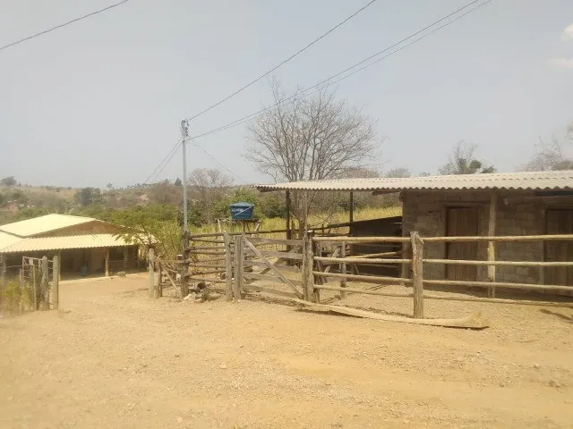Imagem 3: Sitio de 5 Mil Metros com Casa Simples Perto da Serra do Cipo!