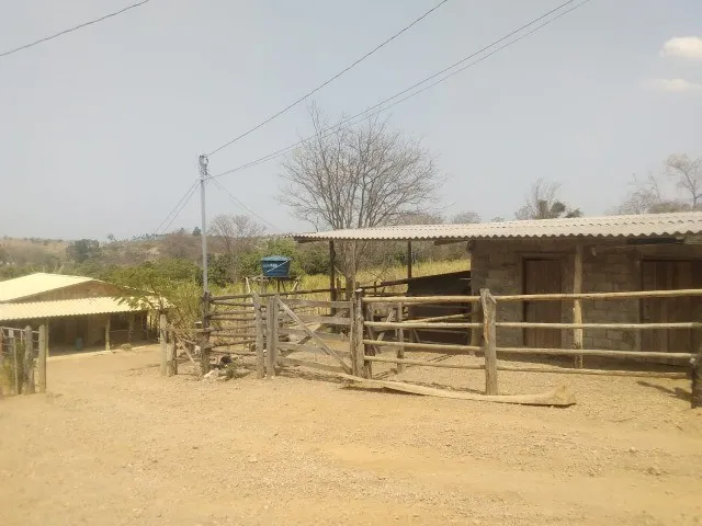 Imagem 5: Sitio de 5 Mil Metros com Casa Simples Perto da Serra do Cipo!