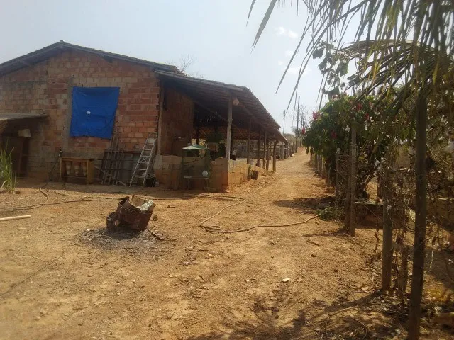 Imagem 4: Sitio de 5 Mil Metros com Casa Simples Perto da Serra do Cipo!