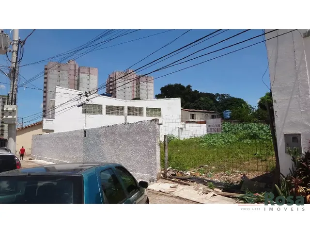 Imagem 2: Oportunidade Estratégica no Centro de Cuiabá: Terreno com 1.944 m2 e Duas Frentes