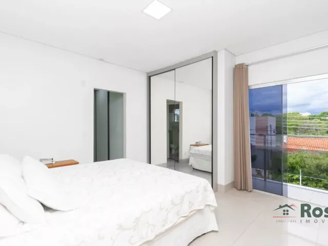 Imagem 16: Sobrado à Venda, com 3 Quarto(s) sendo 2 suítes, no Bairro Santa Rosa, próximo ao
