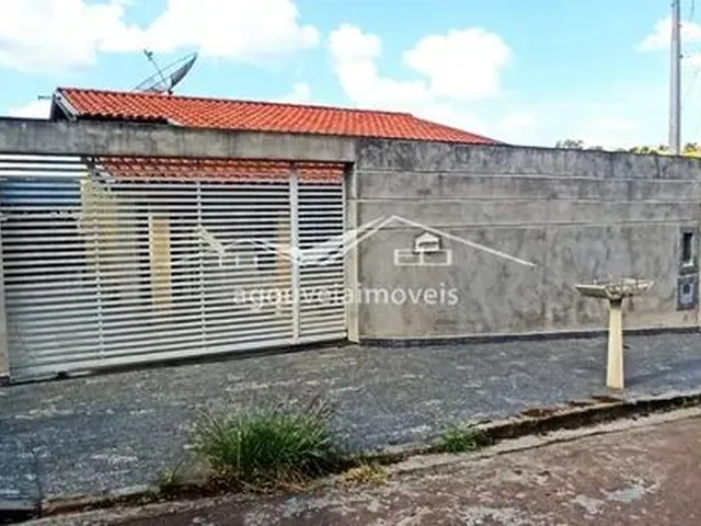 Imagem: Valinhos - Casa Padrão - Parque Cecap