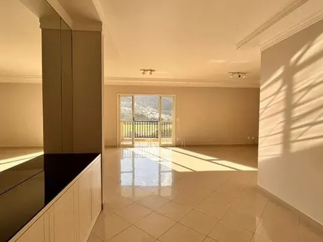 Imagem: O apartamento possui 3 Dormitórios, 2 Suítes, 3