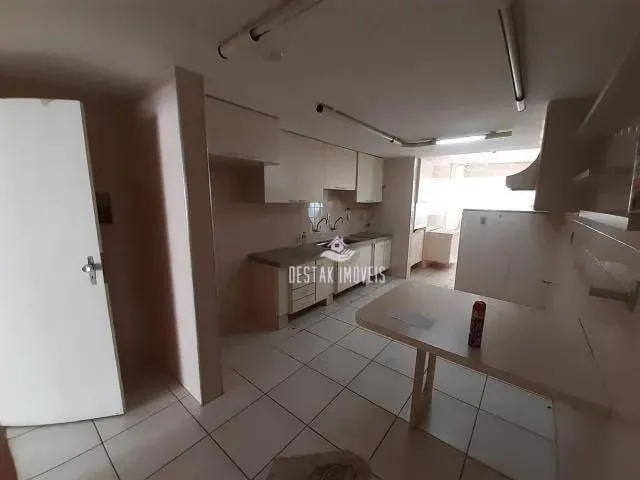 Imagem 1: Apartamento com 4 Dormitórios À Venda, 200 M² por R$ 380.000 - Centro - Uberlândia/Mg