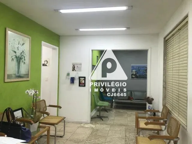 Imagem: Casa Duplex a 20 Mts da Praia,Comercial/Residencial