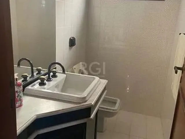Imagem 9: Casa para Venda - 524M², 3 Dormitórios, Sendo 1 Suites, 5 Vagas - Chácara das Pedras