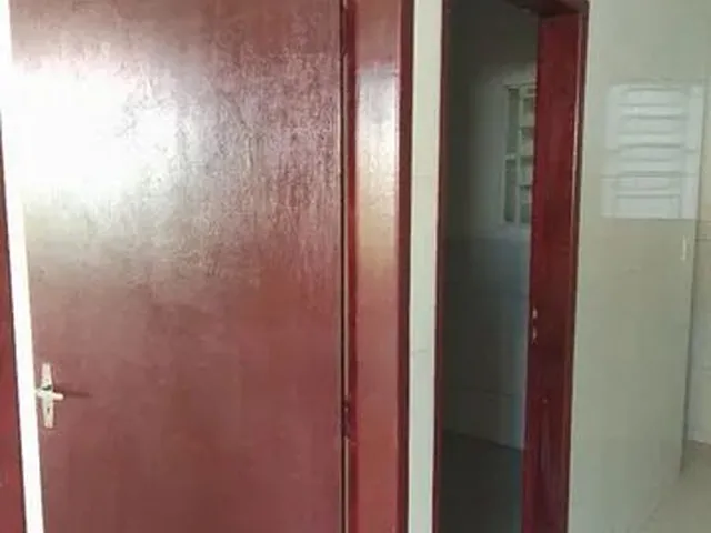 Imagem 6: 650,00 Casa com 2 dormitórios