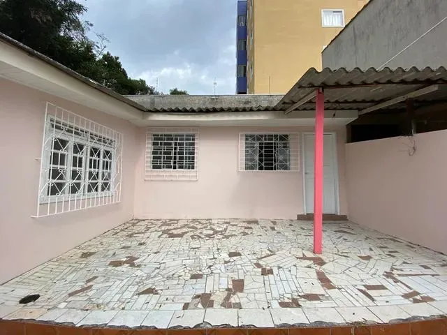 Imagem: Casa(Fundos) com 45M² Boa Vista / santa