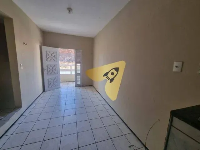 Imagem 9: Casa com 3 Dormitórios para Alugar por R$ 1.300,00/Mês - Cidade 2000 - Fortaleza/Ce