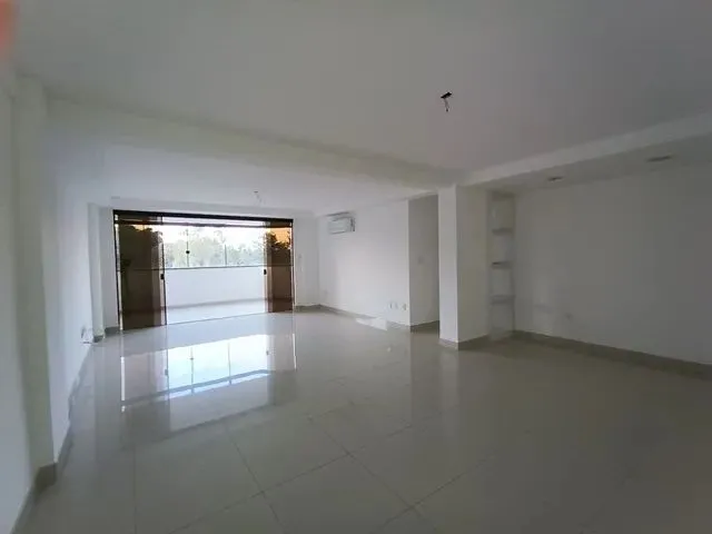 Imagem: O apartamento possui 3 Dormitórios, 4 Banheiros, 2 Vagas