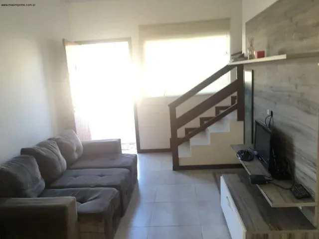 Imagem 6: Novidade Aluguel Anual Casa Triplex Mobiliada 02 Quartos e 01 Mezanino - Condomínio Fecha