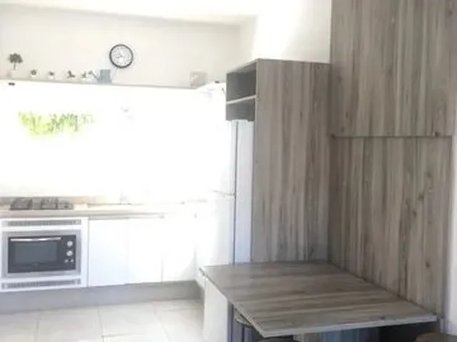 Imagem 8: Novidade Aluguel Anual Casa Triplex Mobiliada 02 Quartos e 01 Mezanino - Condomínio Fecha