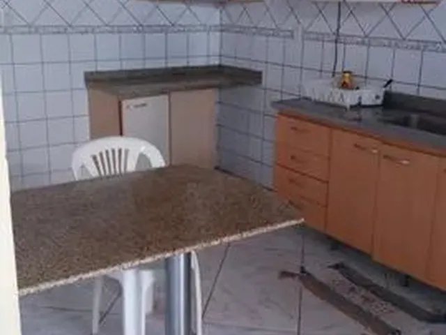 Imagem 5: Casa para Aluguel Possui 450 Metros Quadrados com 4 Quartos em Capim Macio - Natal - Rn