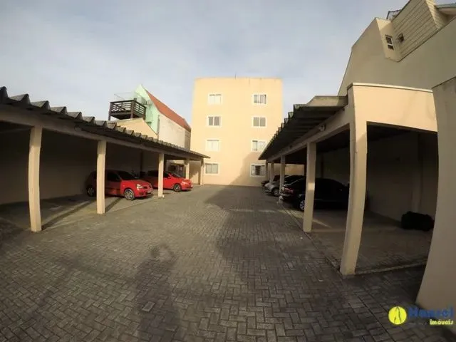 Imagem 10: Apartamento com 2 Quartos para Alugar por R$ 1100.00, 75.00 M2 - Hauer - Curitiba/Pr