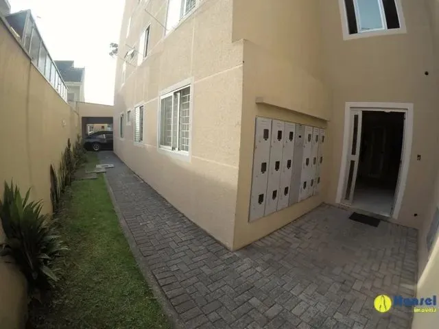 Imagem 15: Apartamento com 2 Quartos para Alugar por R$ 1100.00, 75.00 M2 - Hauer - Curitiba/Pr