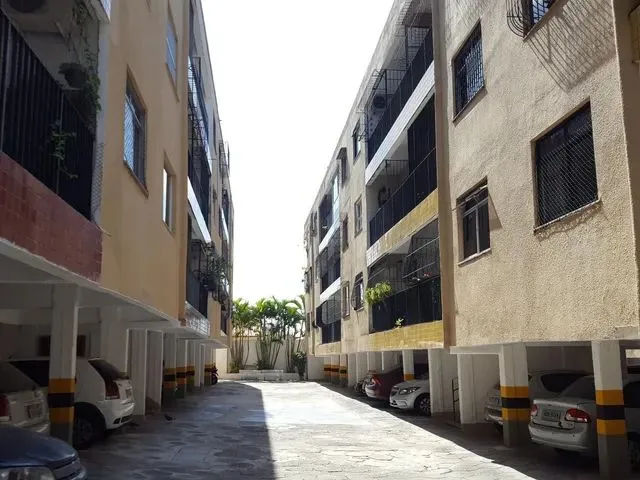 Imagem: Aluga-Se Apartamento de 02 Quartos na Rua