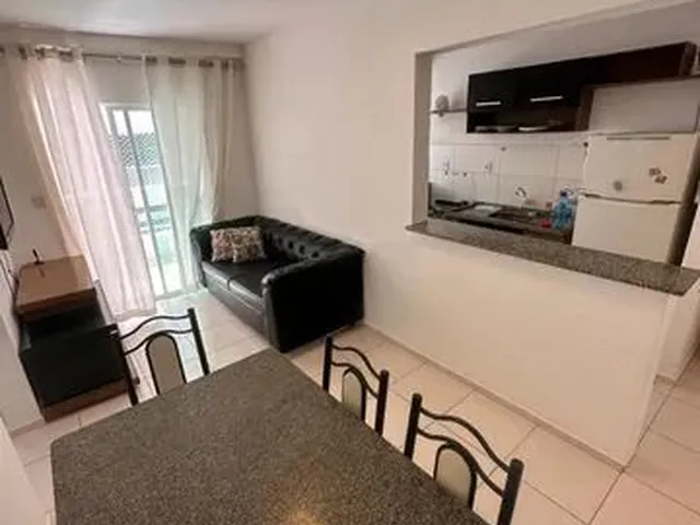 Imagem: Vila de Espanha Mobíliado 2° Andar com