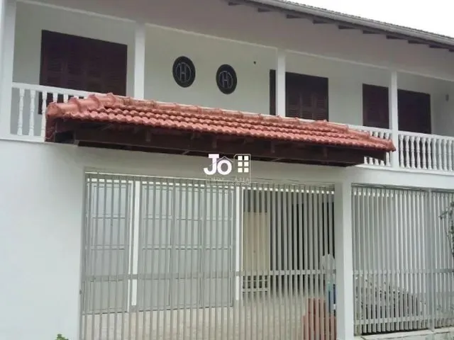 Imagem: Casa para Alugar com 5 Dormitórios em Gravatá
