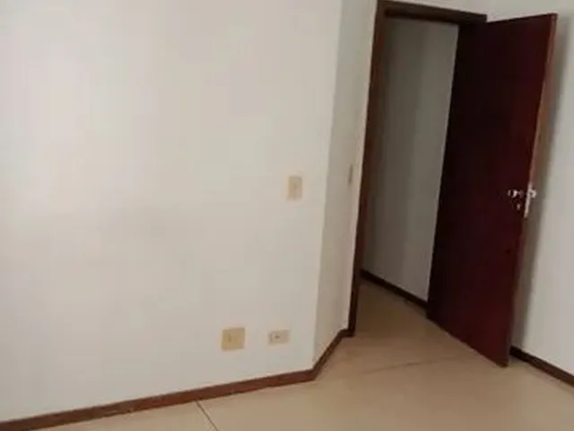 Imagem 3: Apartamento para Alugar - Água Verde