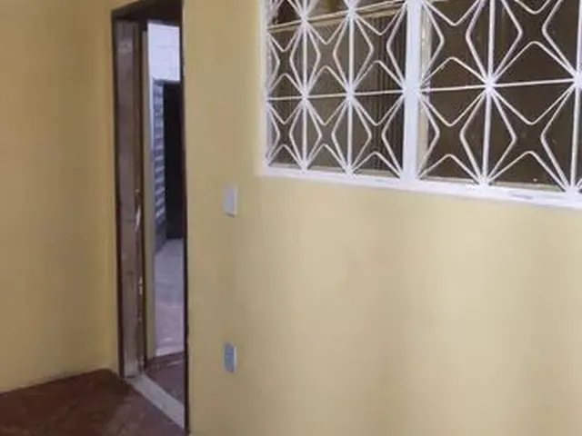 Imagem: Alugo Kitnet, Quarto, Cozinha Grande
