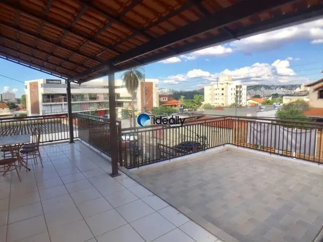 Imagem 1: Casa para Aluguel com 100 Metros Quadrados com 2 Quartos em Serrano - Belo Horizonte - Mg