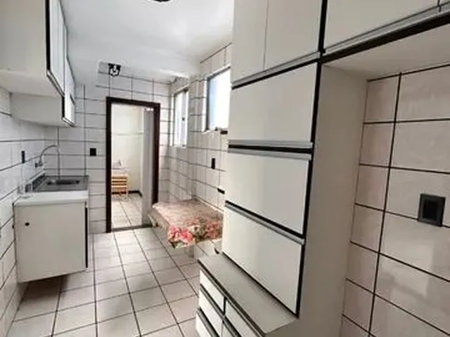 Imagem 1: Apartamento Apartamento com 3 dormitórios