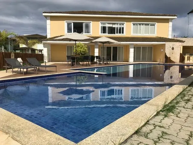 Imagem: Patamares, Casa Ampla em Condomínio, Aluguel